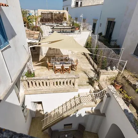 Holiday home Garibaldi Luxury